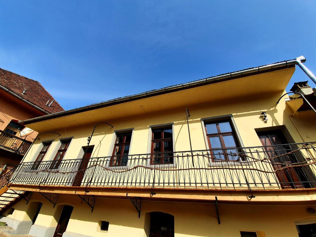 Maximus Apartments Sighişoara Eksteriør bilde